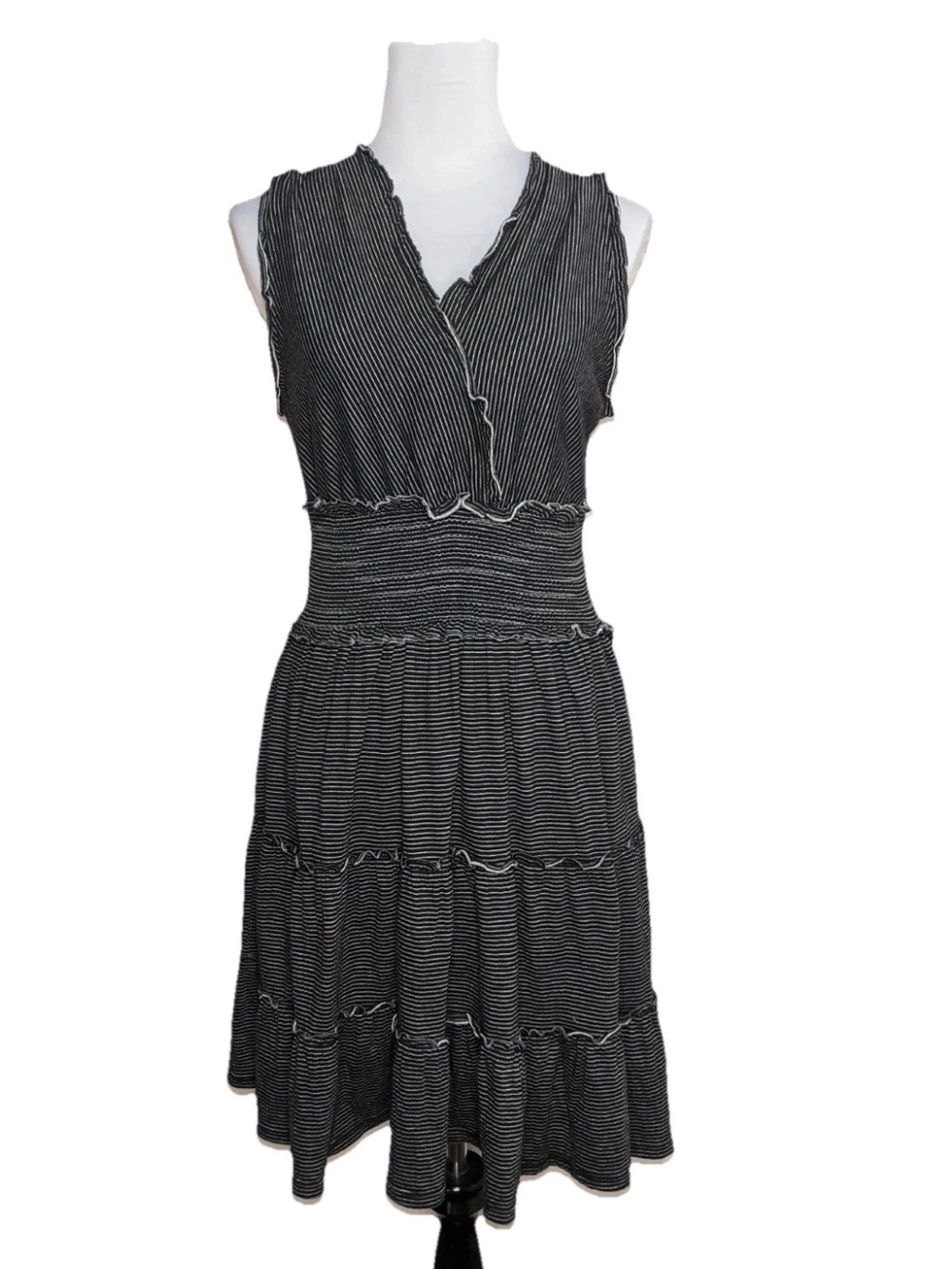 NWT Max Studio Black & White Striped V-Neck Tiered Dress Large